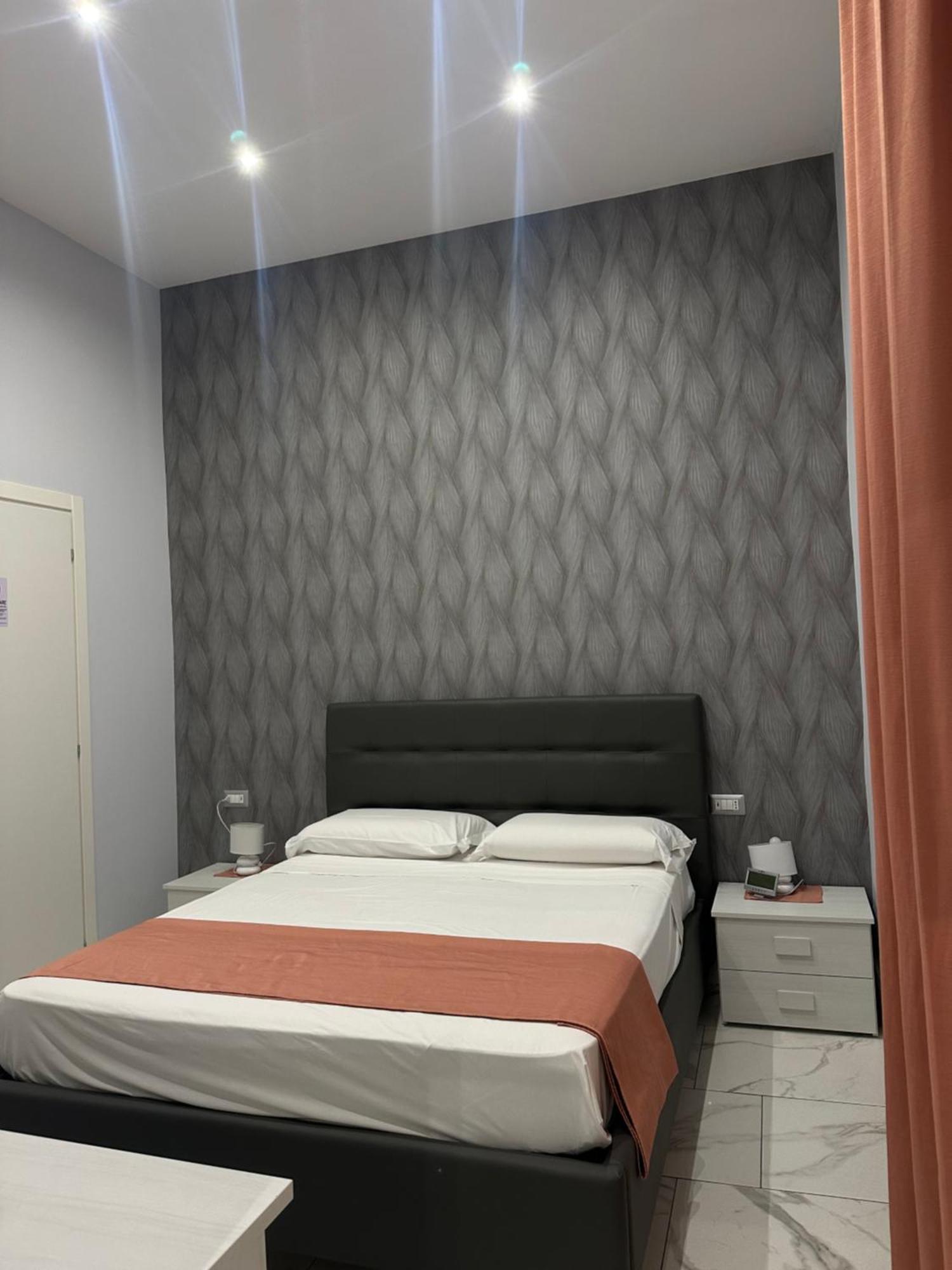 Luxury 2.0 Panzió Nápoly Kültér fotó