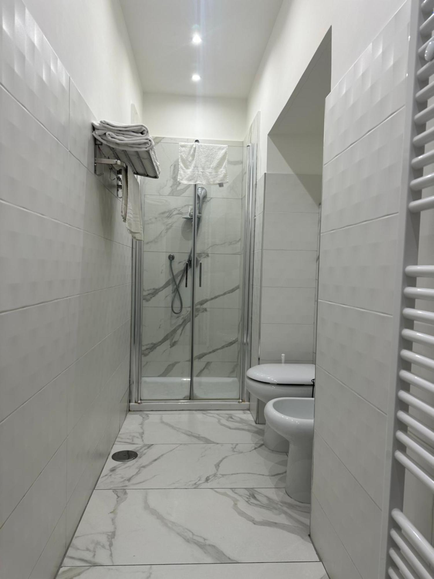 Luxury 2.0 Panzió Nápoly Kültér fotó